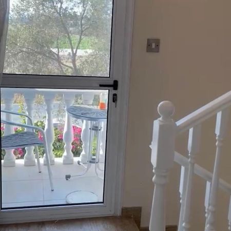 Zygi Beachfront Villa Dış mekan fotoğraf