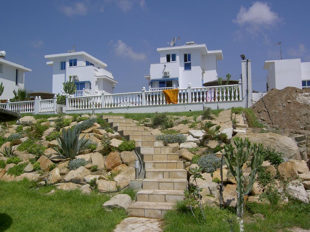 Zygi Beachfront Villa Dış mekan fotoğraf