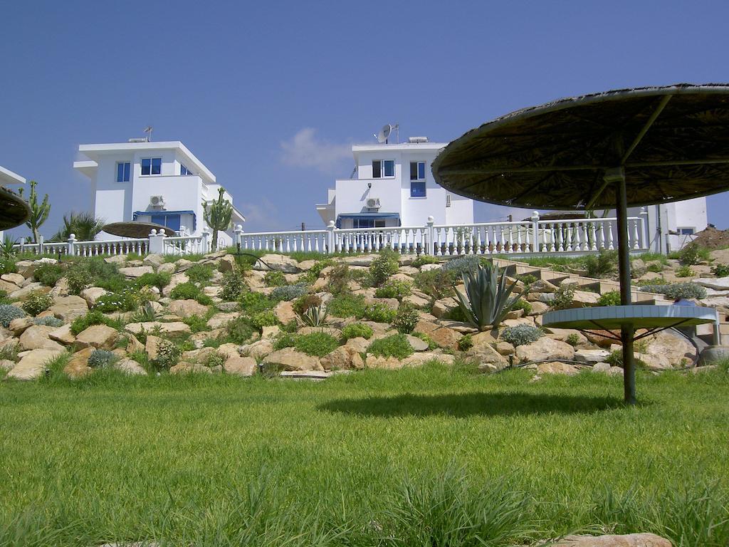 Zygi Beachfront Villa Dış mekan fotoğraf